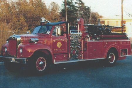1958 Mack B.jpg