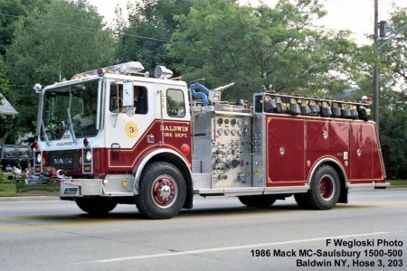 1986 Mack MC.jpg